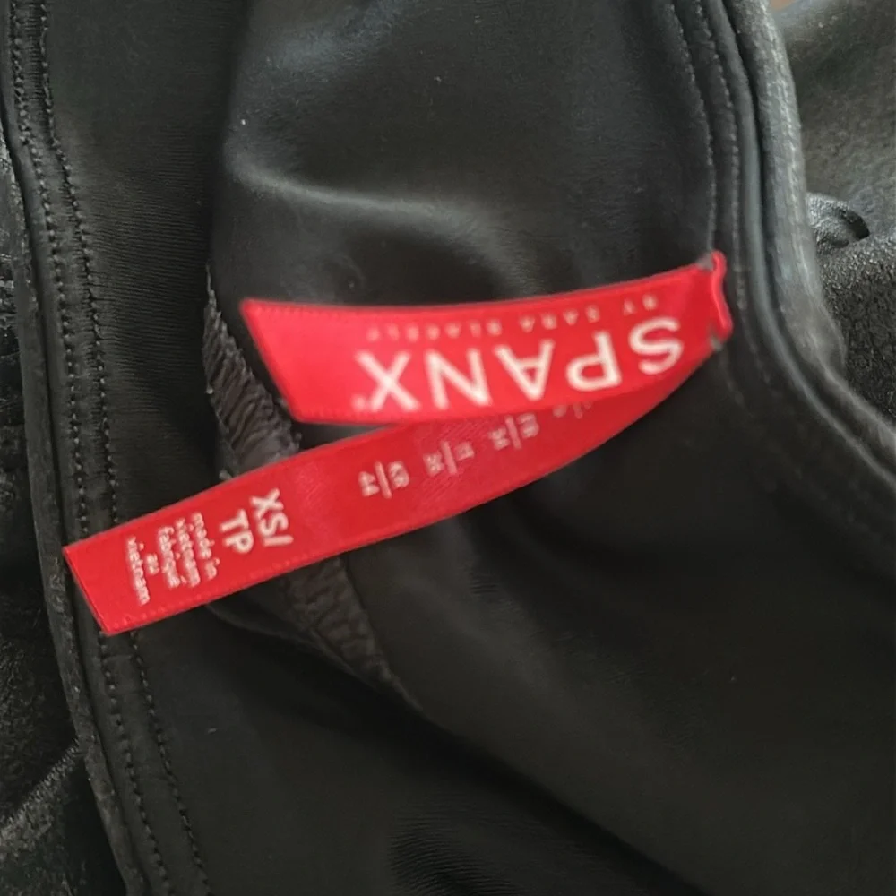 Spanx Faux Leather Moto Leggings Size XS - Picture 8 of 10